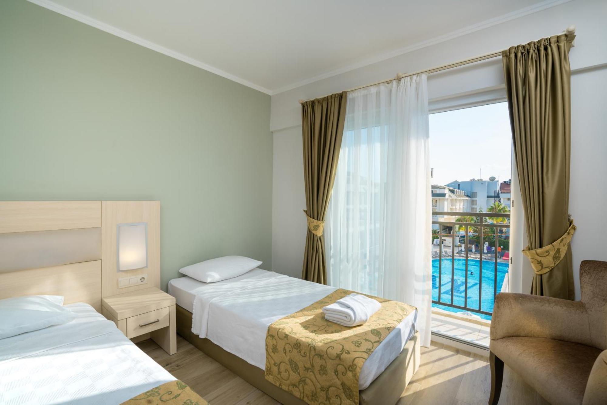 White Lilyum Hotel Antalya Kültér fotó